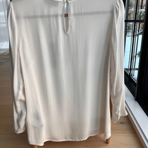 🔥NWT. Donna Karan Cream Blouse Size M - Picture 6 of 12